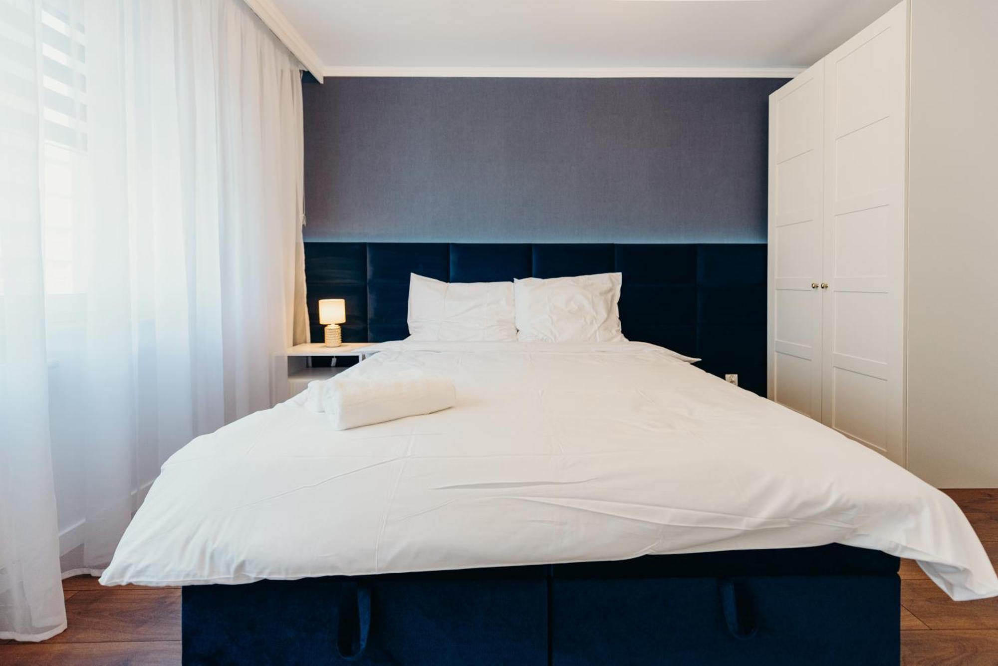 3 Bedrooms Premium Bella Blue For 8 Guests With Ac And Free Out Side Parking Rzeszów Kültér fotó